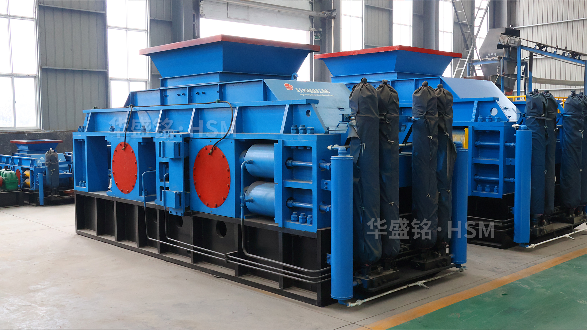 時產(chǎn)50噸以上選它!液壓對輥制砂機在中小型項目的實戰(zhàn)表現(xiàn)